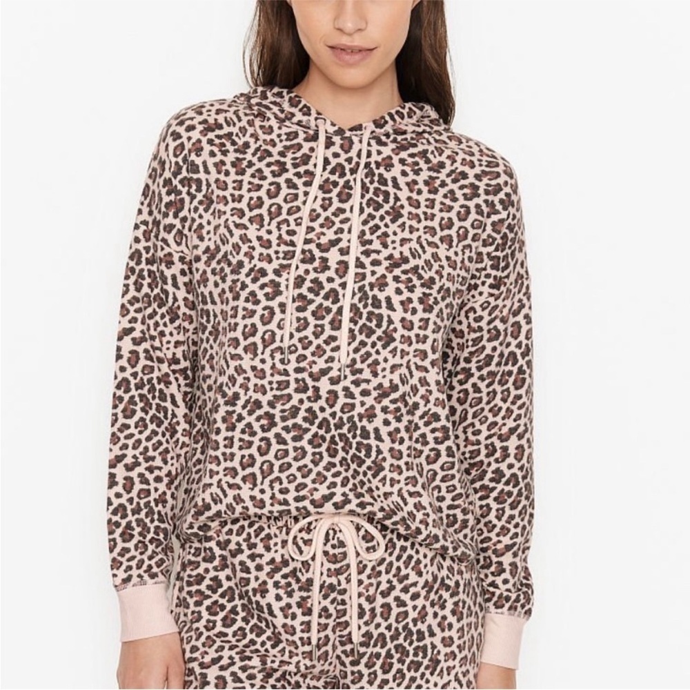 Like New Victoria’s Secret Leopard Print Thermal Pullover Hoodie